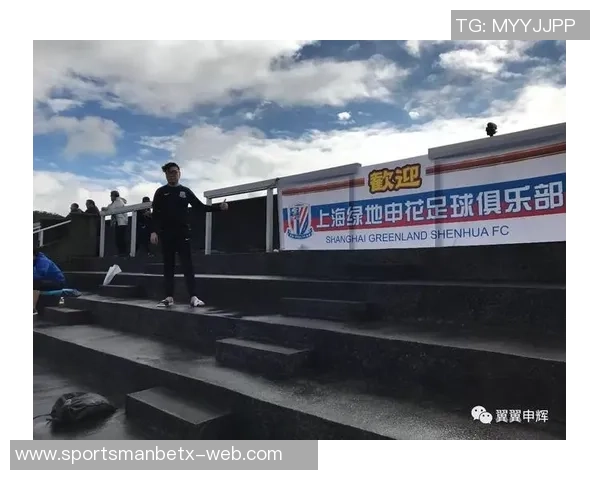 全勤球迷证书领取时间通知请于一月八日至一月十四日期间前来领取